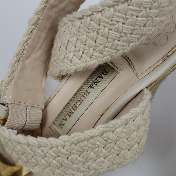 Dana Buchman Cream Wedges - Picture 6 of 7